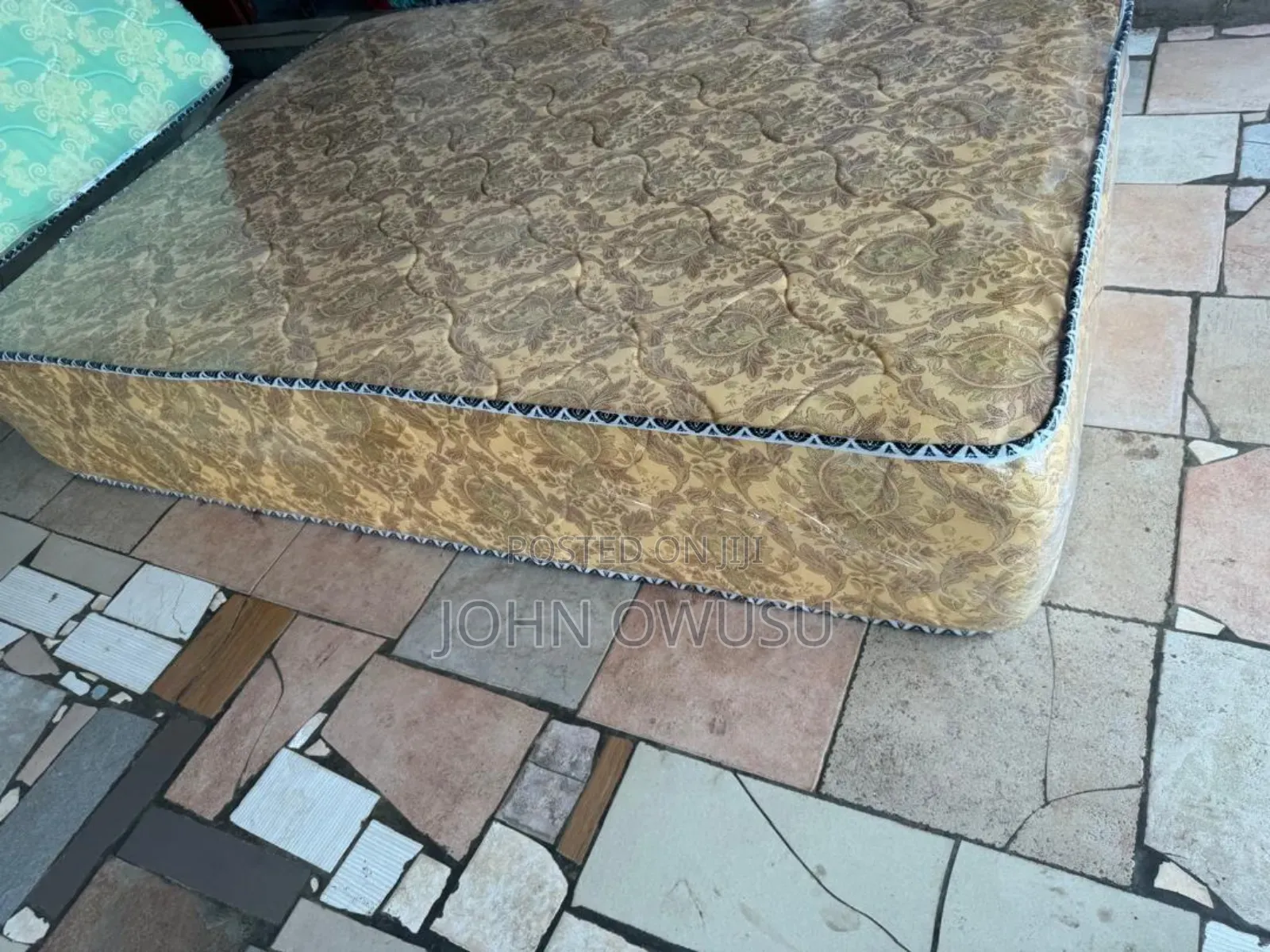 9 Inches Standard Double Mattress for Sale