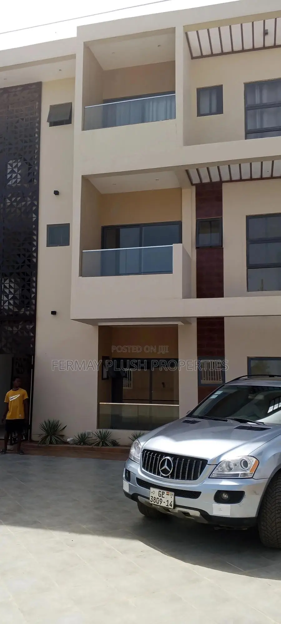 Furnished 1bdrm Apartment in Accra Homes for sale
