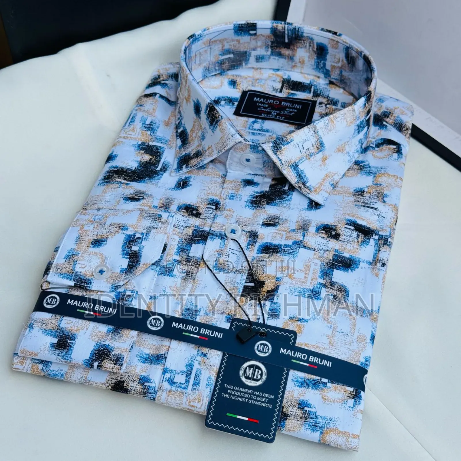 Men Longsleeved Shirts