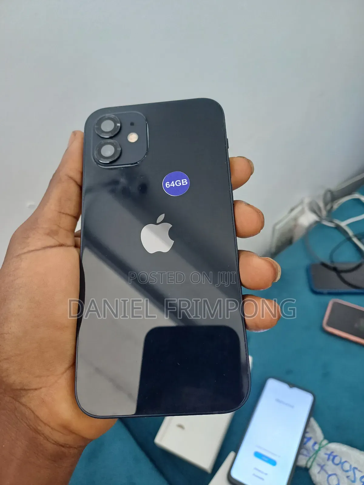 Apple iPhone 12 64 GB Black