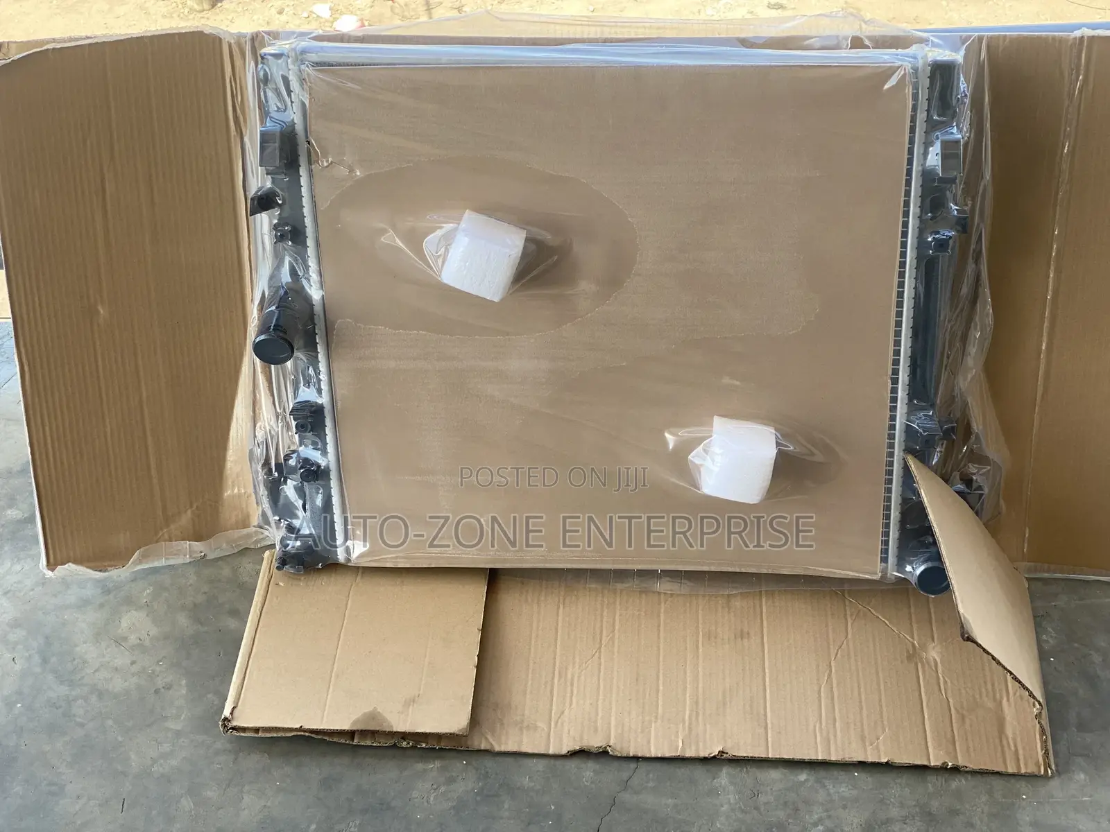 Jeep Wrangler 2011 2012 2013 2014-2018 Radiator Tank