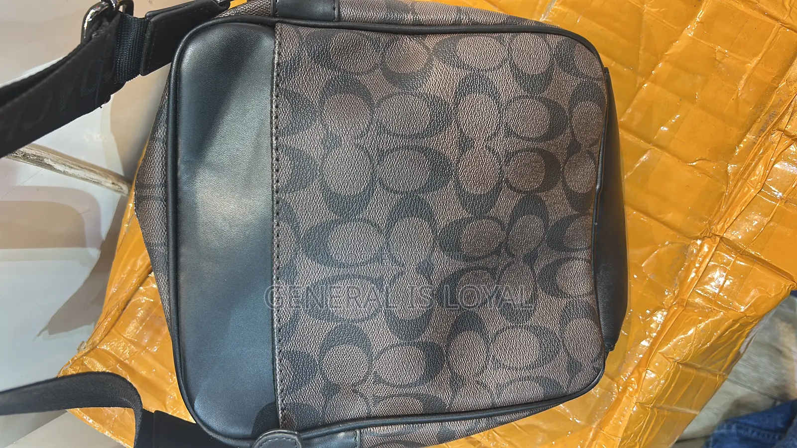 Coach Side Bag / Brown Coffee Brown
