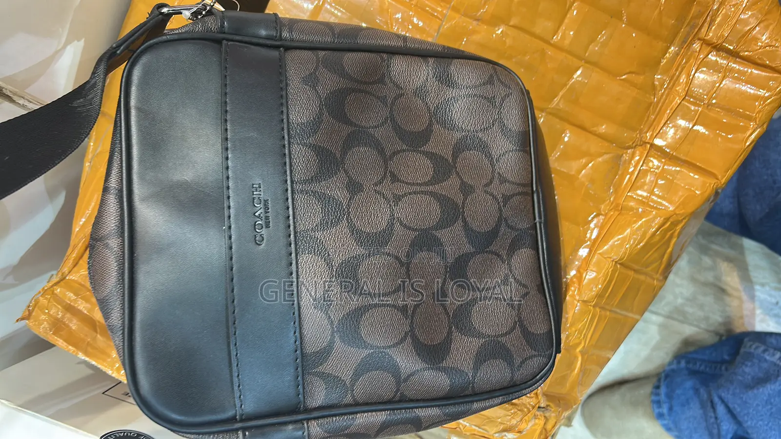 Coach Side Bag / Brown Coffee Brown