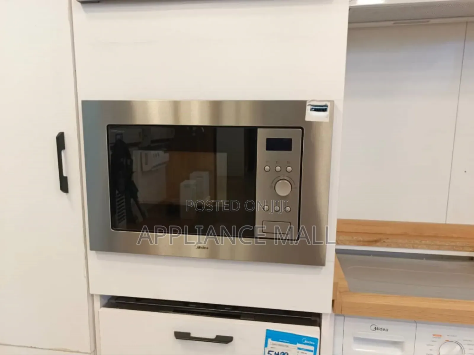 Midea in Built Microwave