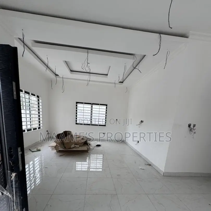 3bdrm House in Spintex for sale