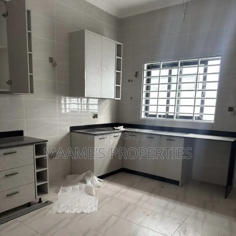 3bdrm House in Spintex for sale