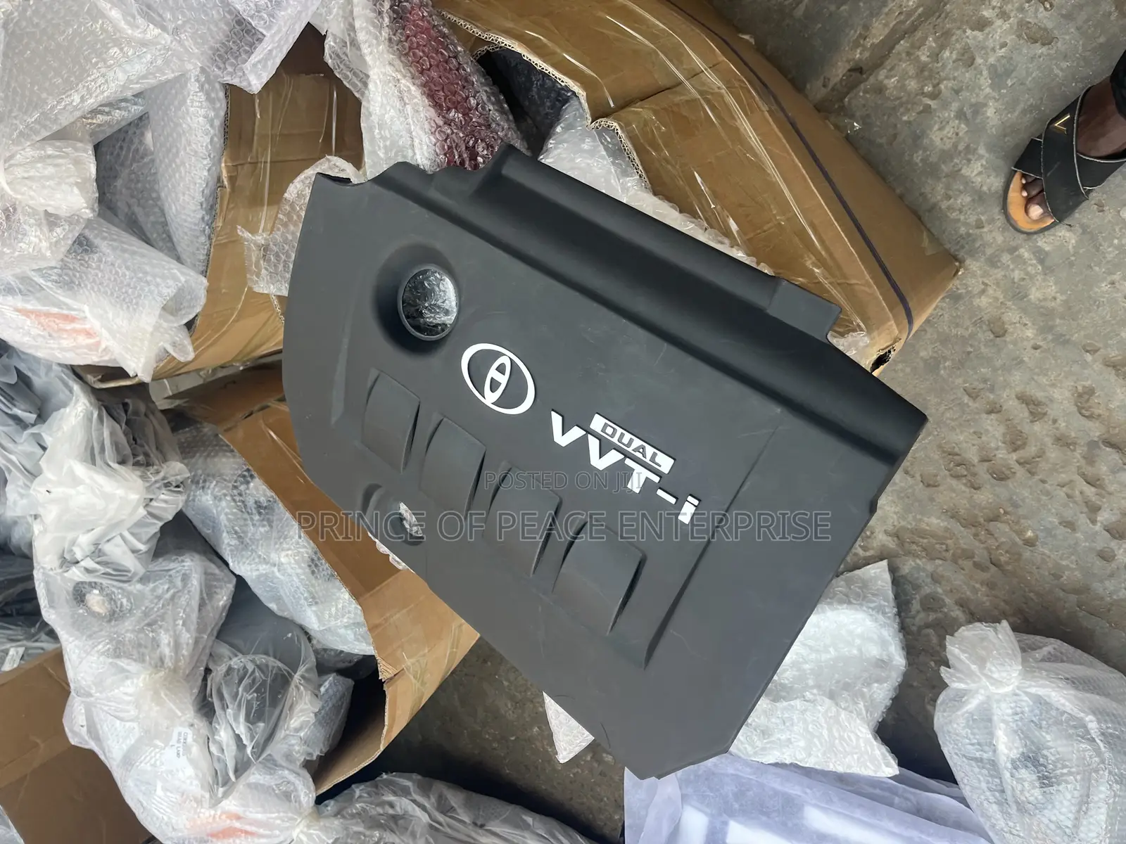 Toyota Corolla 2009 2010 Engine Top Cover