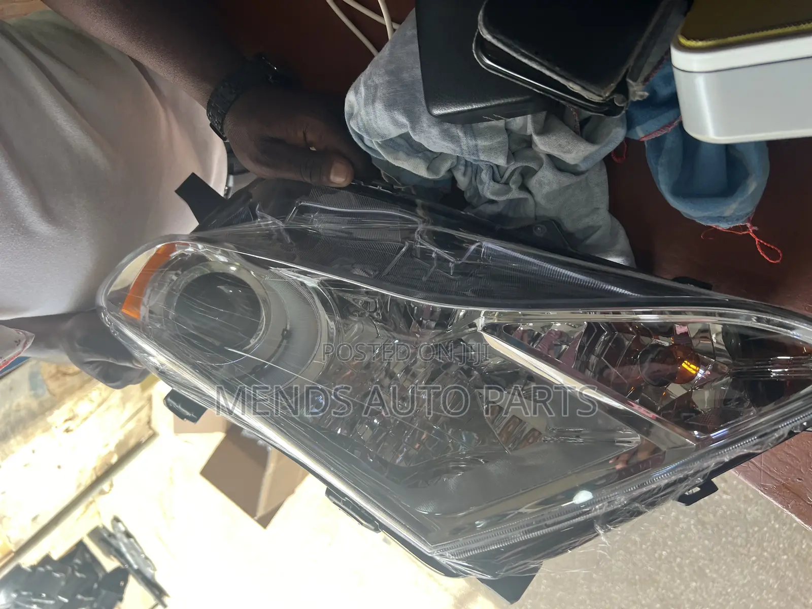 Toyota Venza Headlight Light Original
