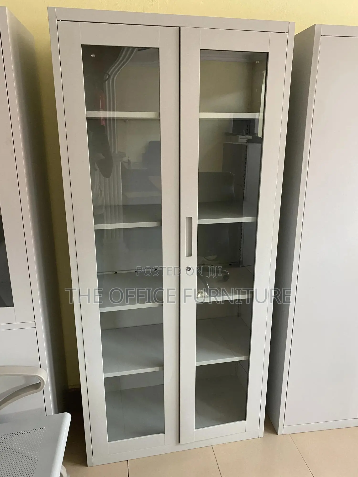 Full Display Steel Cabinet