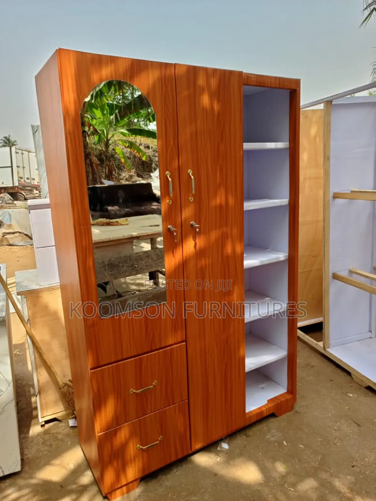 Quality Wardrobe With Side Shoerack (Payment After Delivery