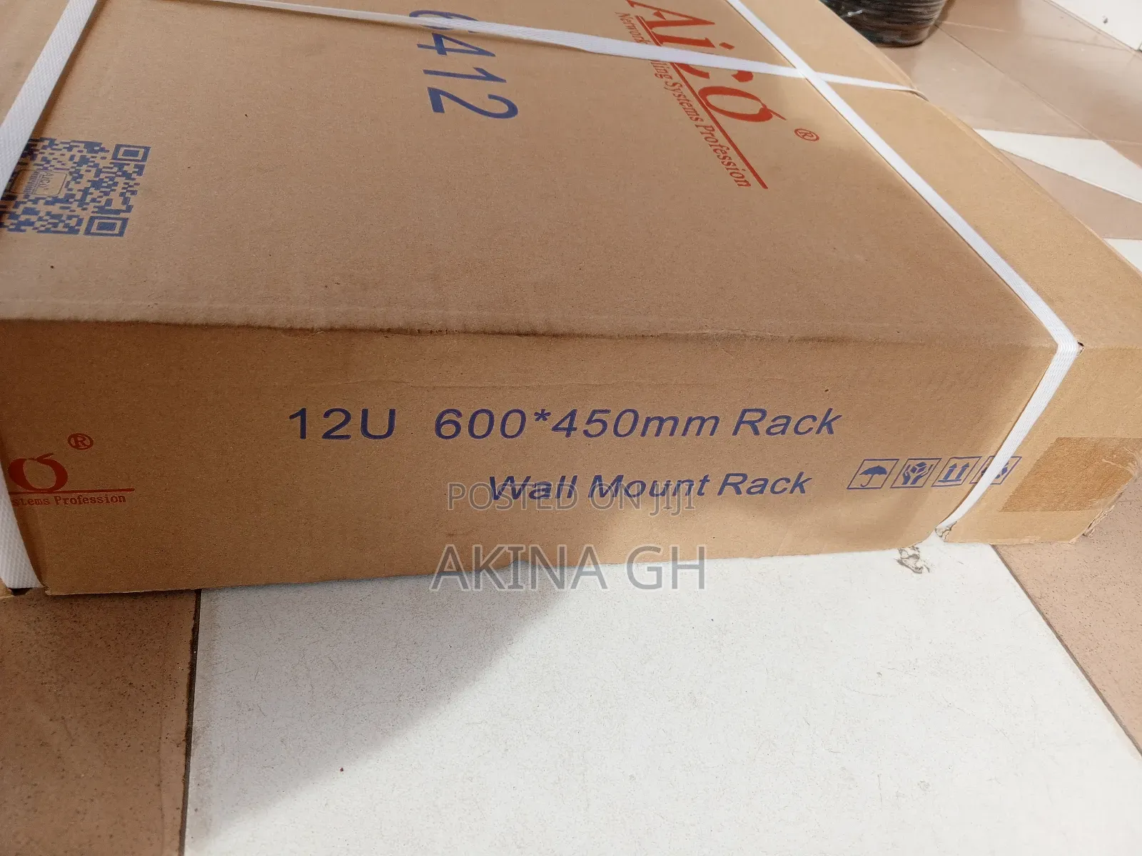 12u Network Wall Mount Rack Cabinet 600x450
