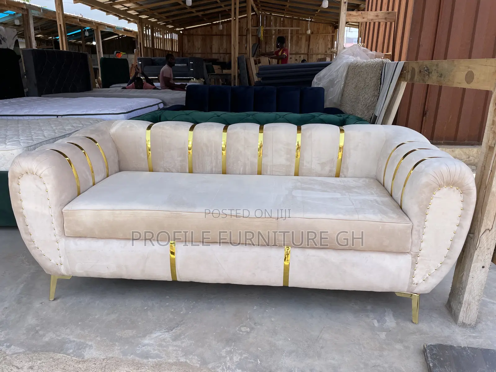 Suede 3 In 1 Sofa Light Cream// Durable And Luxurious