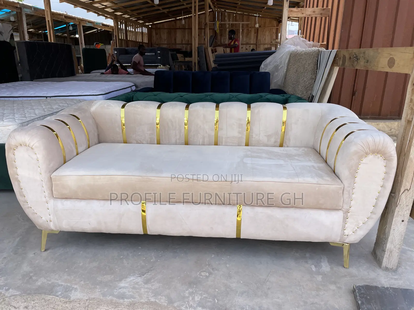Suede 3 In 1 Sofa Light Cream// Durable And Luxurious