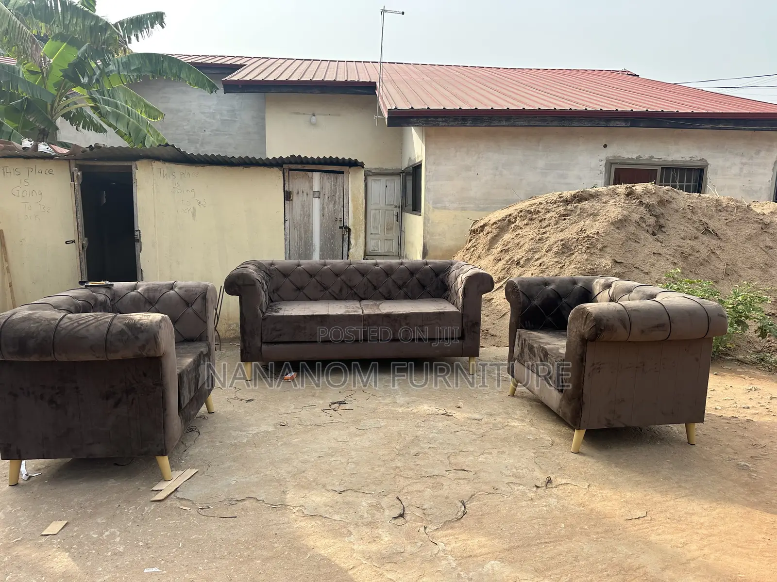 Sofa Set Available