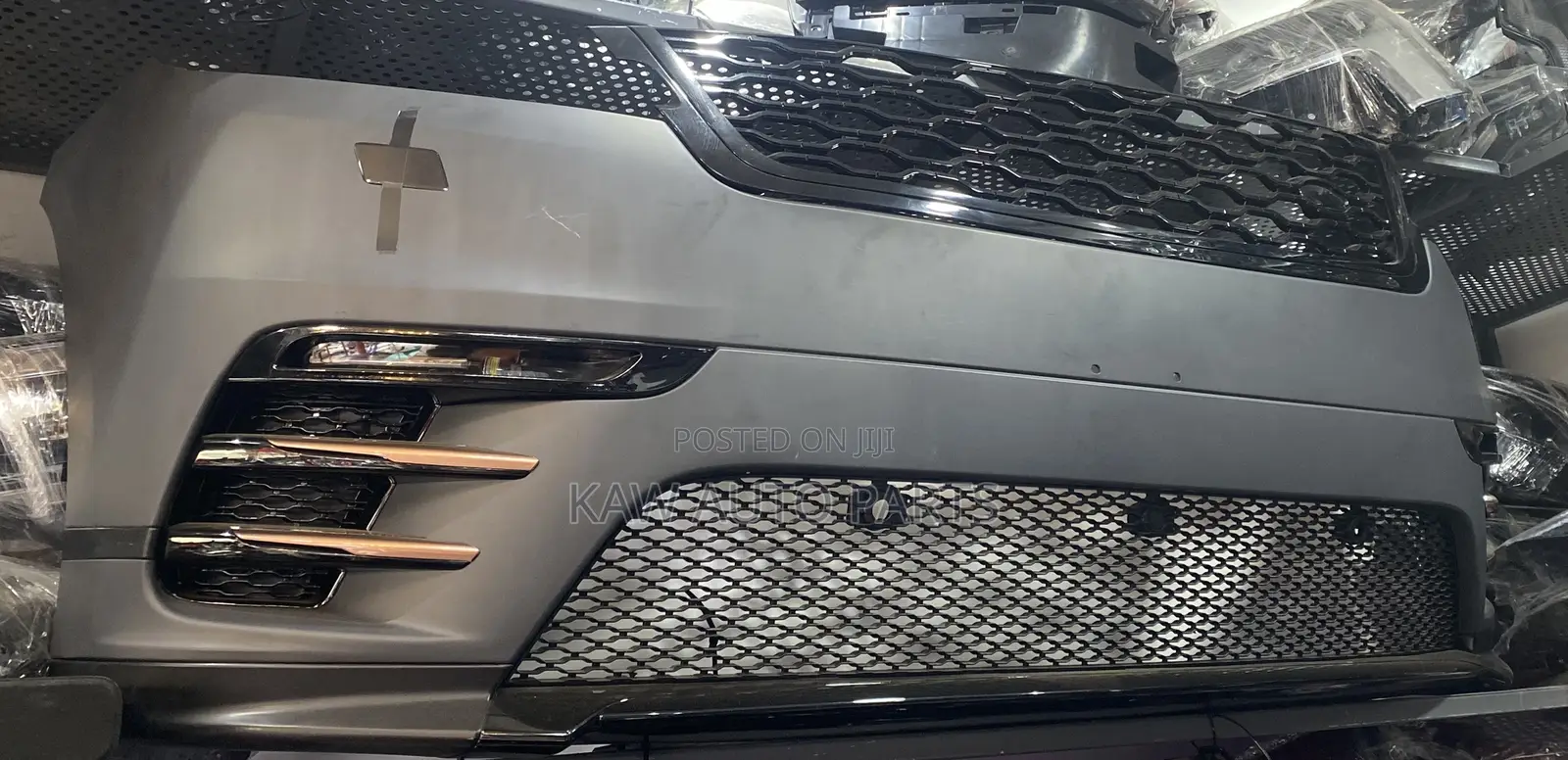 2017,2018,2019,2022 Front Bumper For Range Rover Velar.