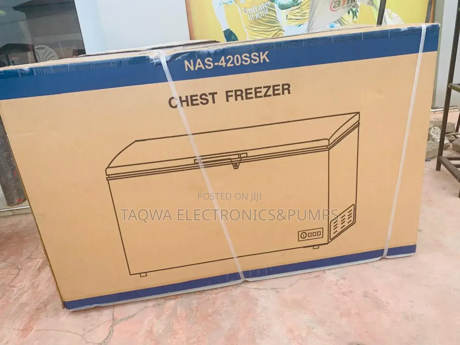 Frozen Foods 392 Litres Nasco Chest Freezer