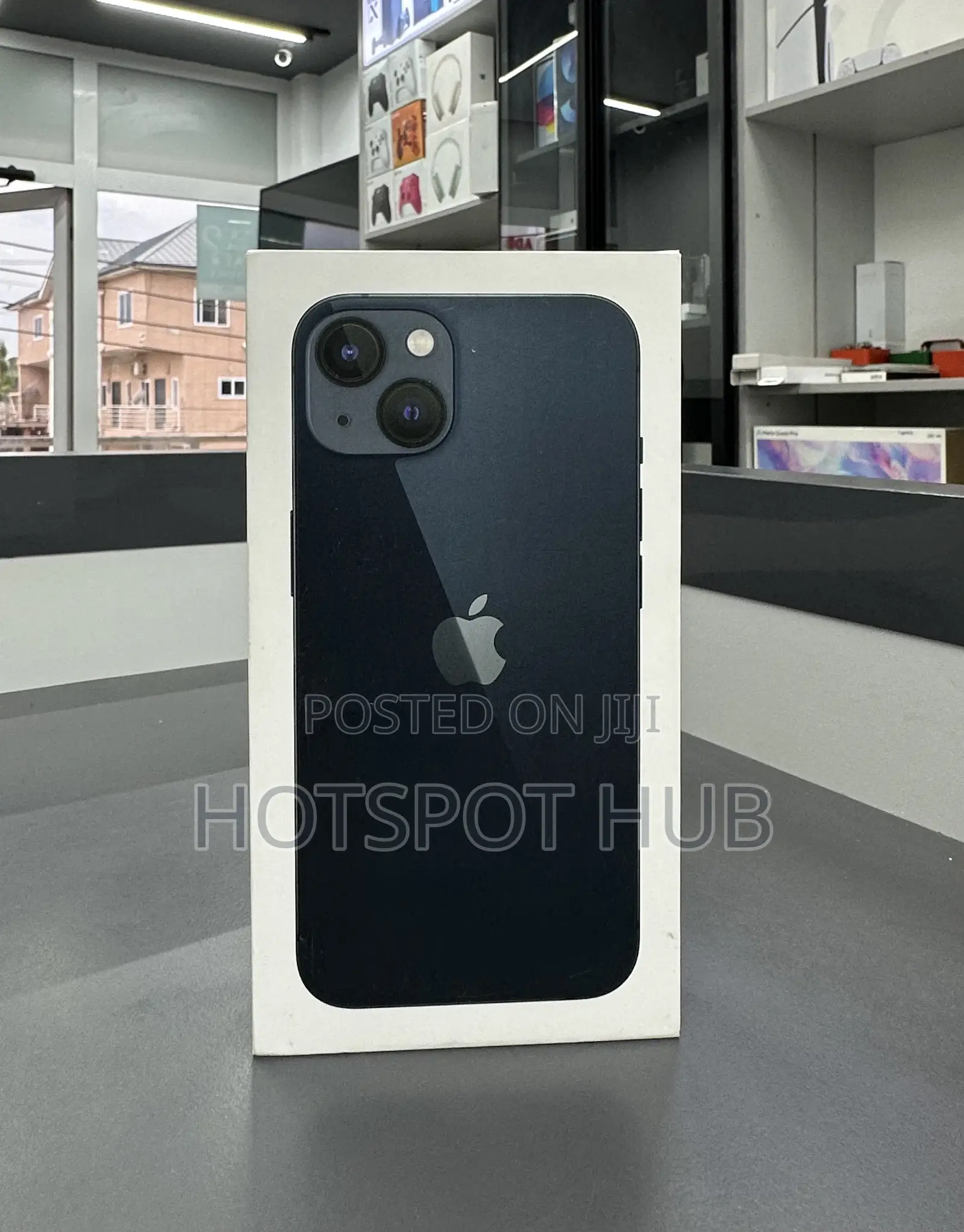 New Apple iPhone 13 128 GB Black