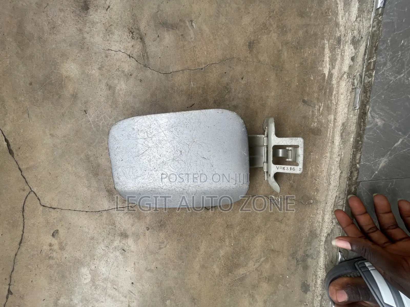 Honda Civic 2018,2016,2020,2019,2017 Fuel Tank Cover