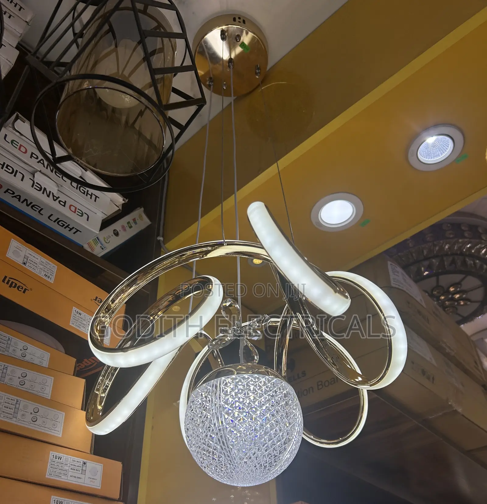 Pendant Light Tricolor