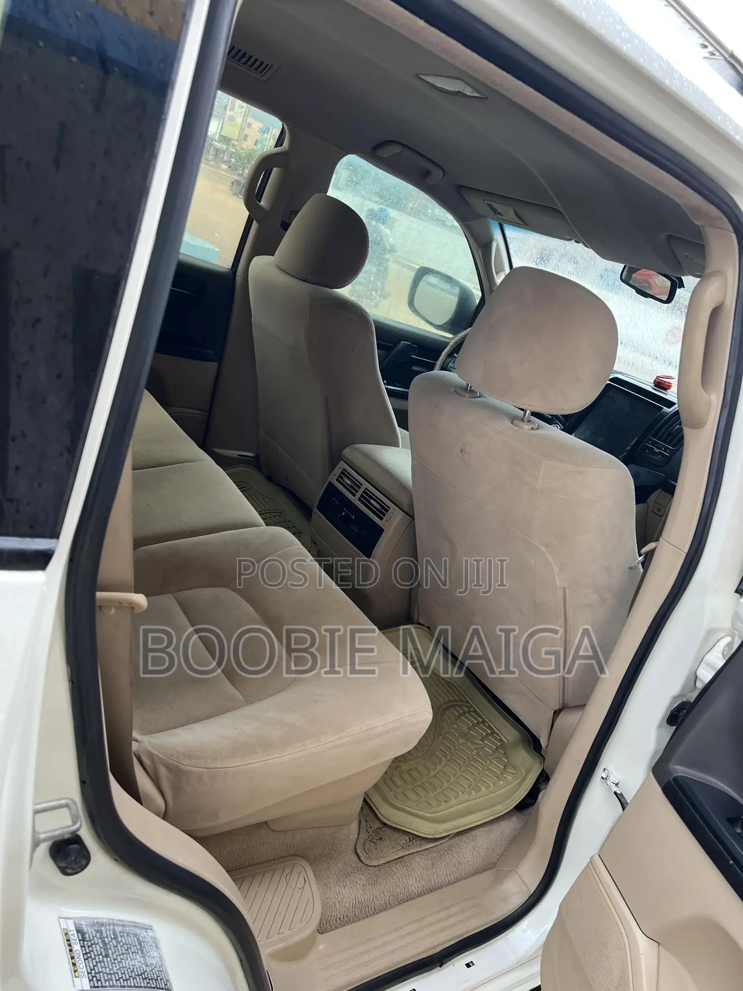 Toyota Land Cruiser 4.6 V8 GX-R 2013 White