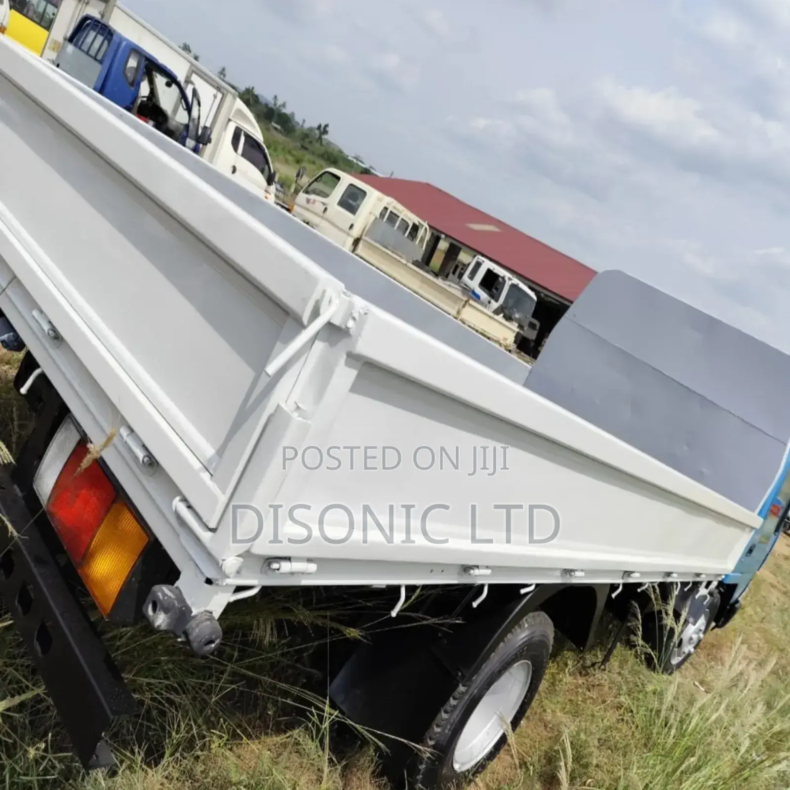 Hyundai Mighty Double Cabin 2015 White