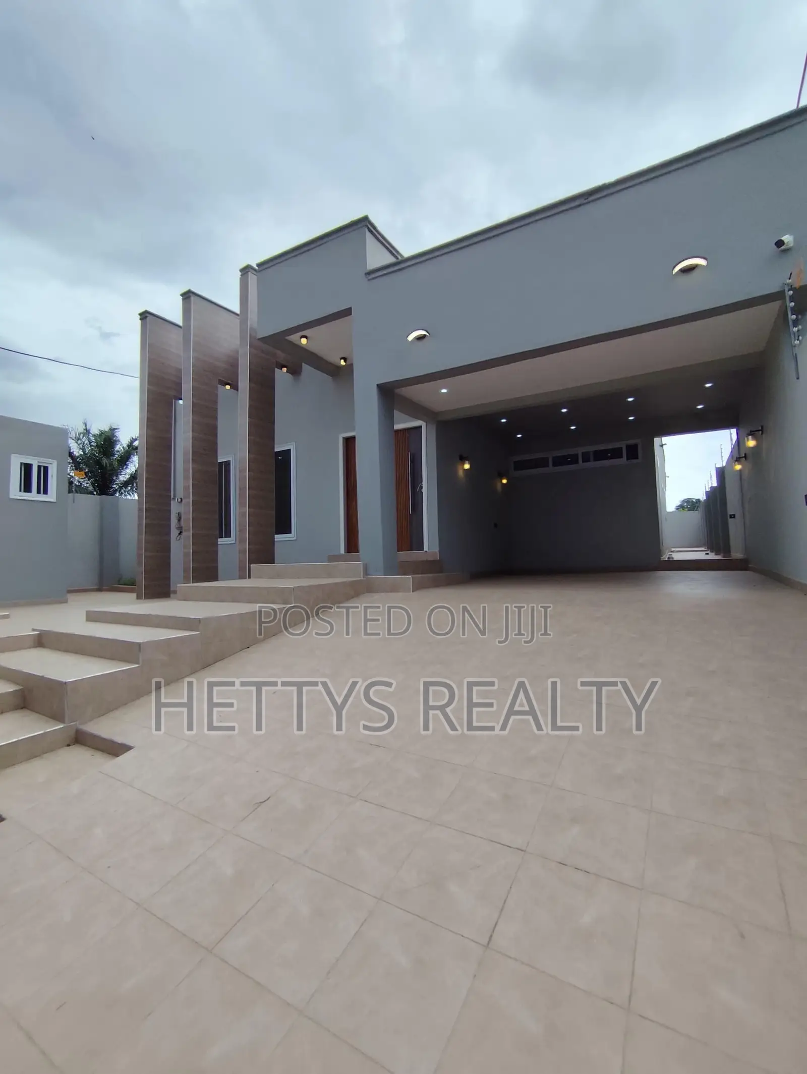 3bdrm House in Aburi for sale