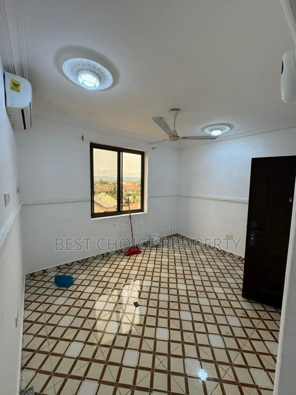 Chamber and Hall Sc Adenta Frahfrah
