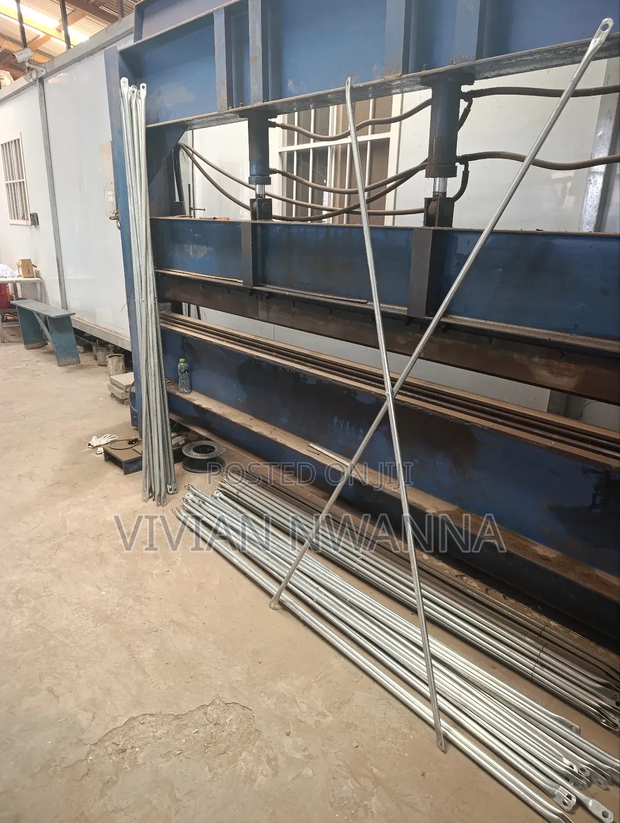 Scaffolding Brace Crossing