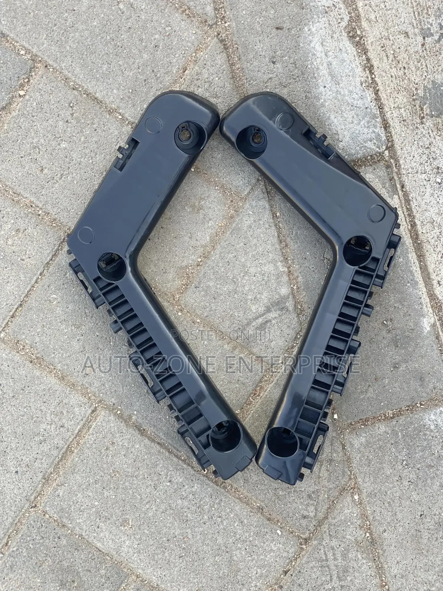 Toyota Corolla 2014-2019 Front Bumper Lockers/Bumper Bracket