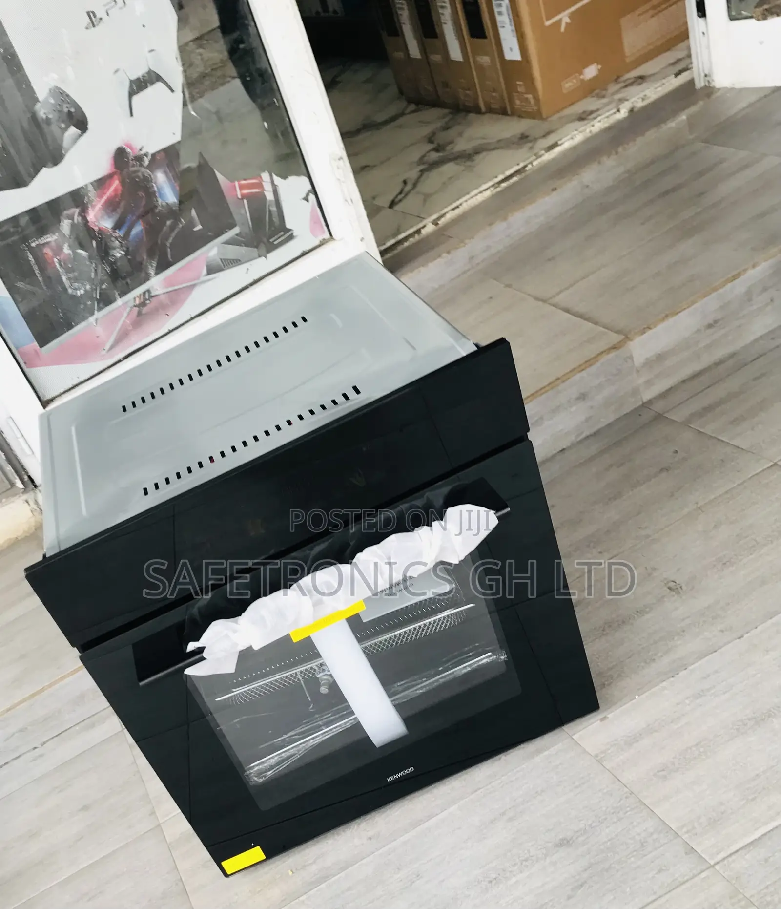Valuable Black Tempered 90cm Built-in Ceramic Oven