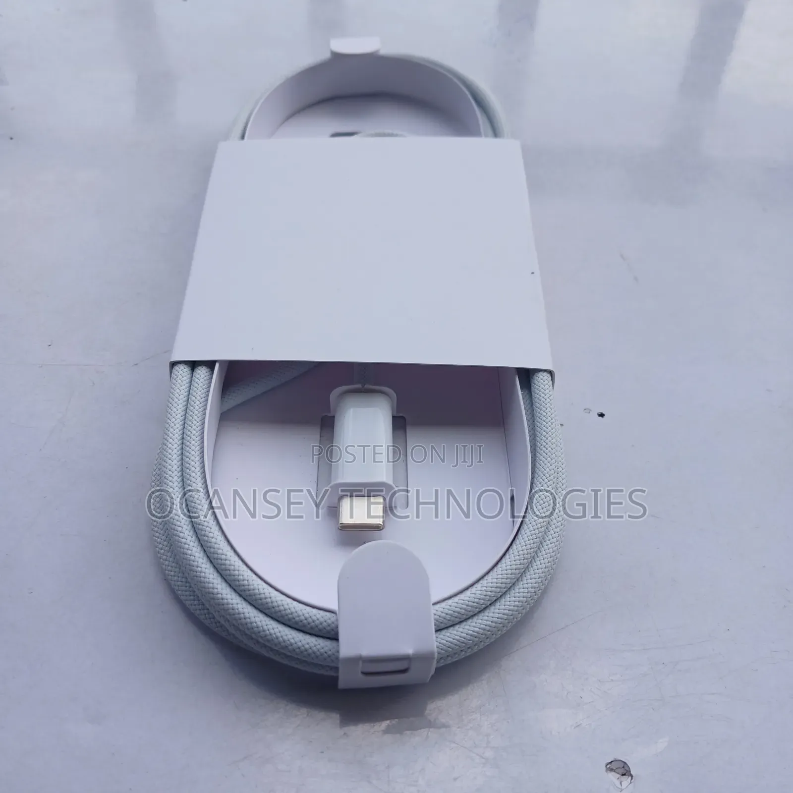 Original Apple Usb-C to Magsafe 3 Cable (2m)