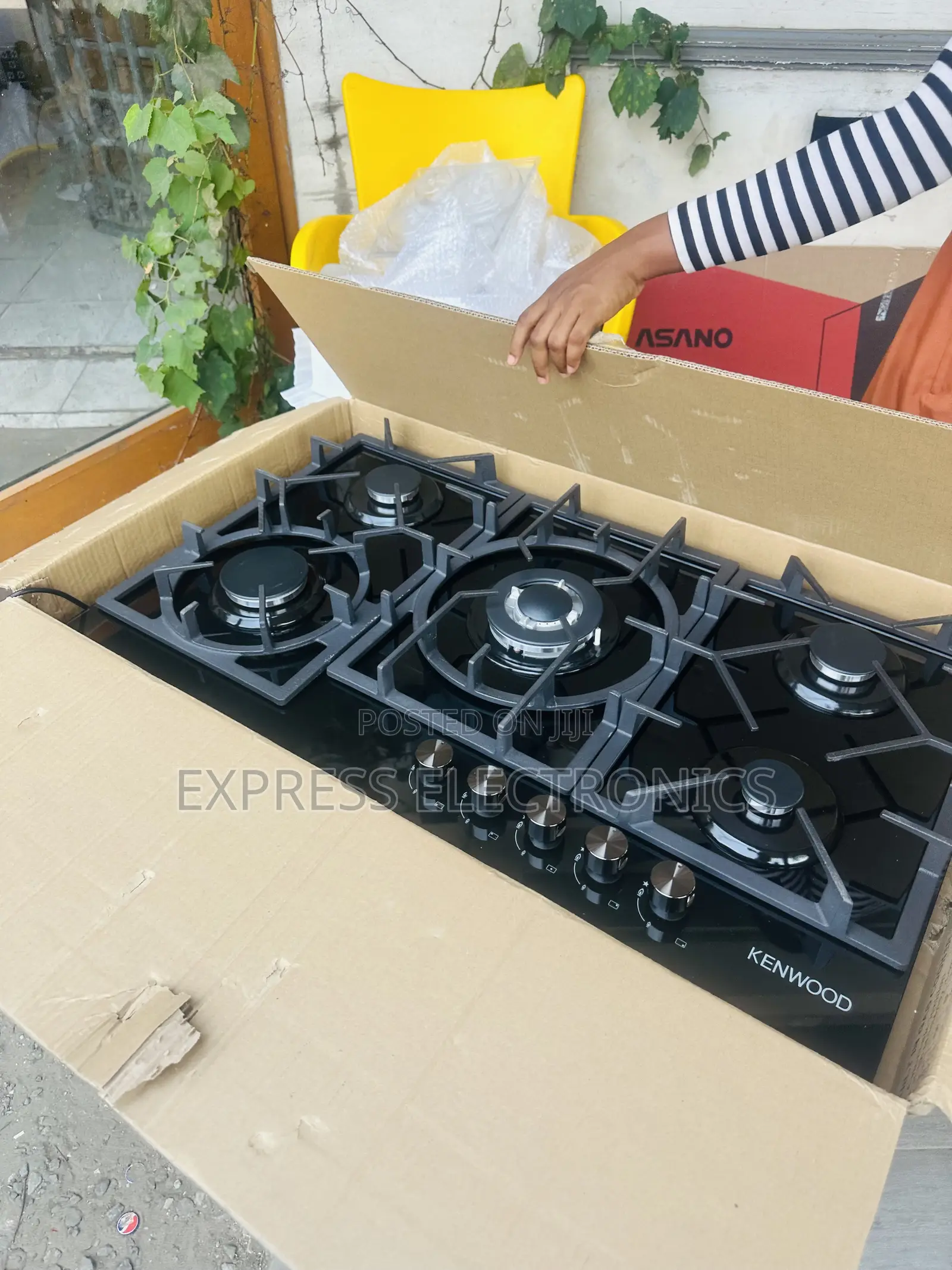 Lovely New Black Built in Gas Cooker Kenwood 5burner