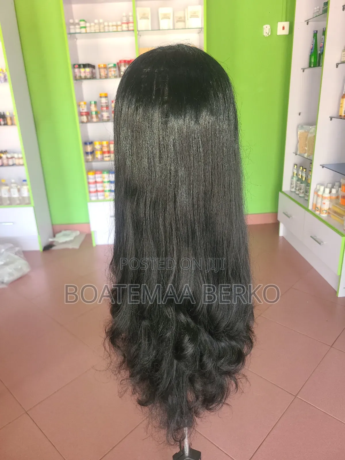 Black Wavy Wig