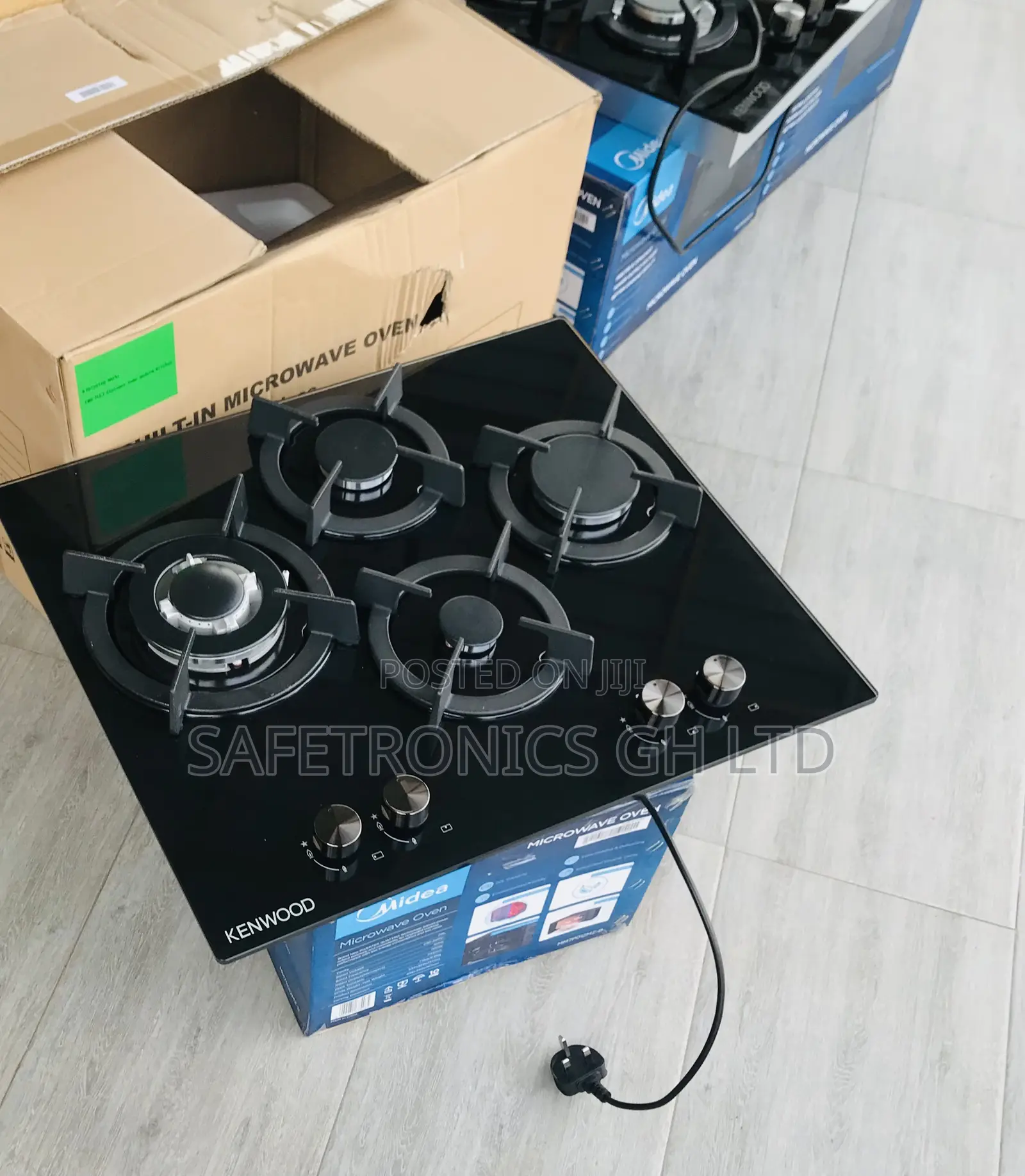 Grab Original 60cm Black 4 Gas Cooker Built-In