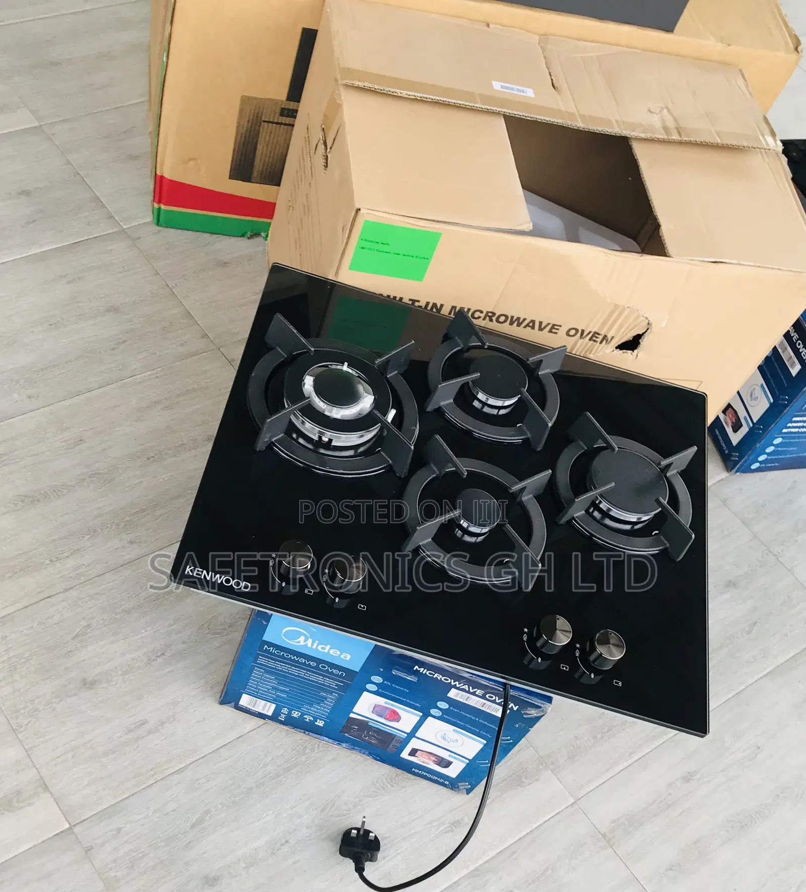 Kenwood Black Ceramic 60cm 4 Gas Cooker in Built