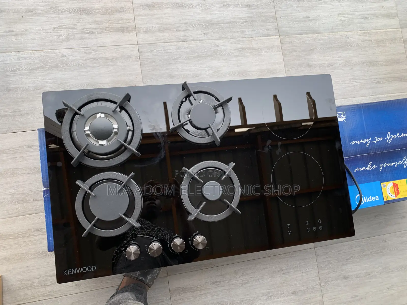 Original Kenwood 4 Burner + 2 Electric Inbuilt Burner