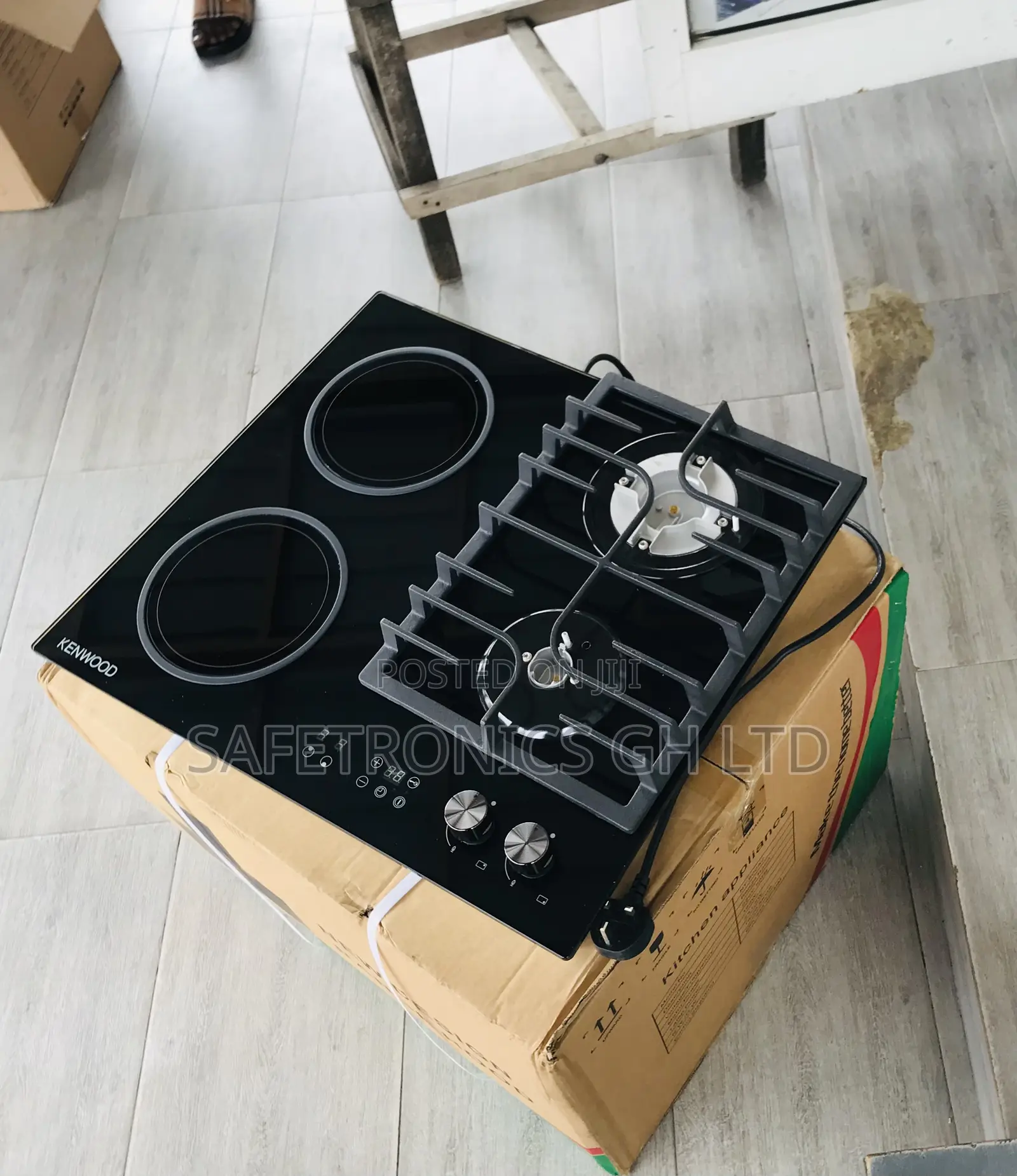 Super Essential 2 Gas Ceramic Black 60cm 2 Electric Built In