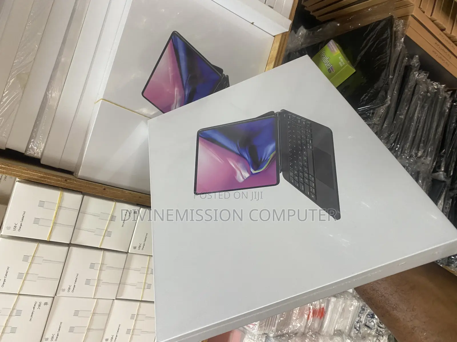 iPad 12.9 Smart Case and Keyboard