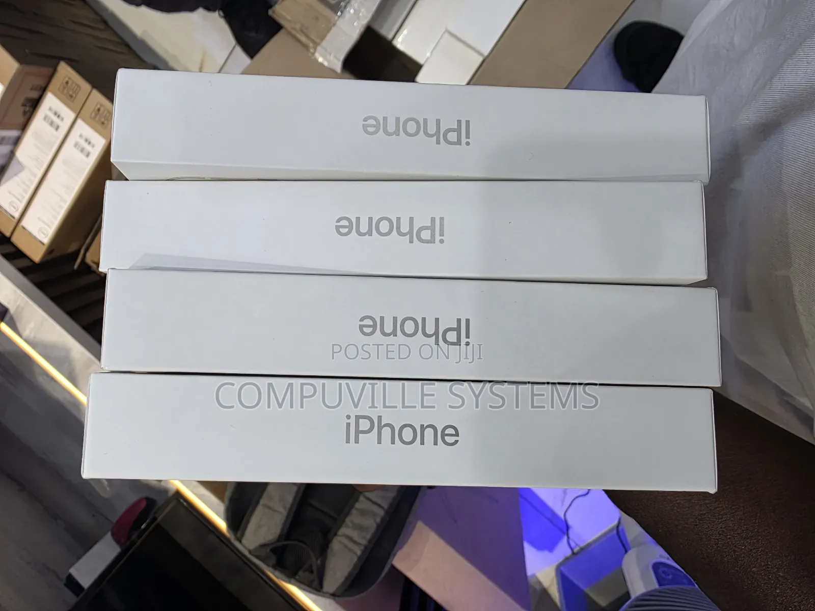 New Apple iPhone 13 128 GB White
