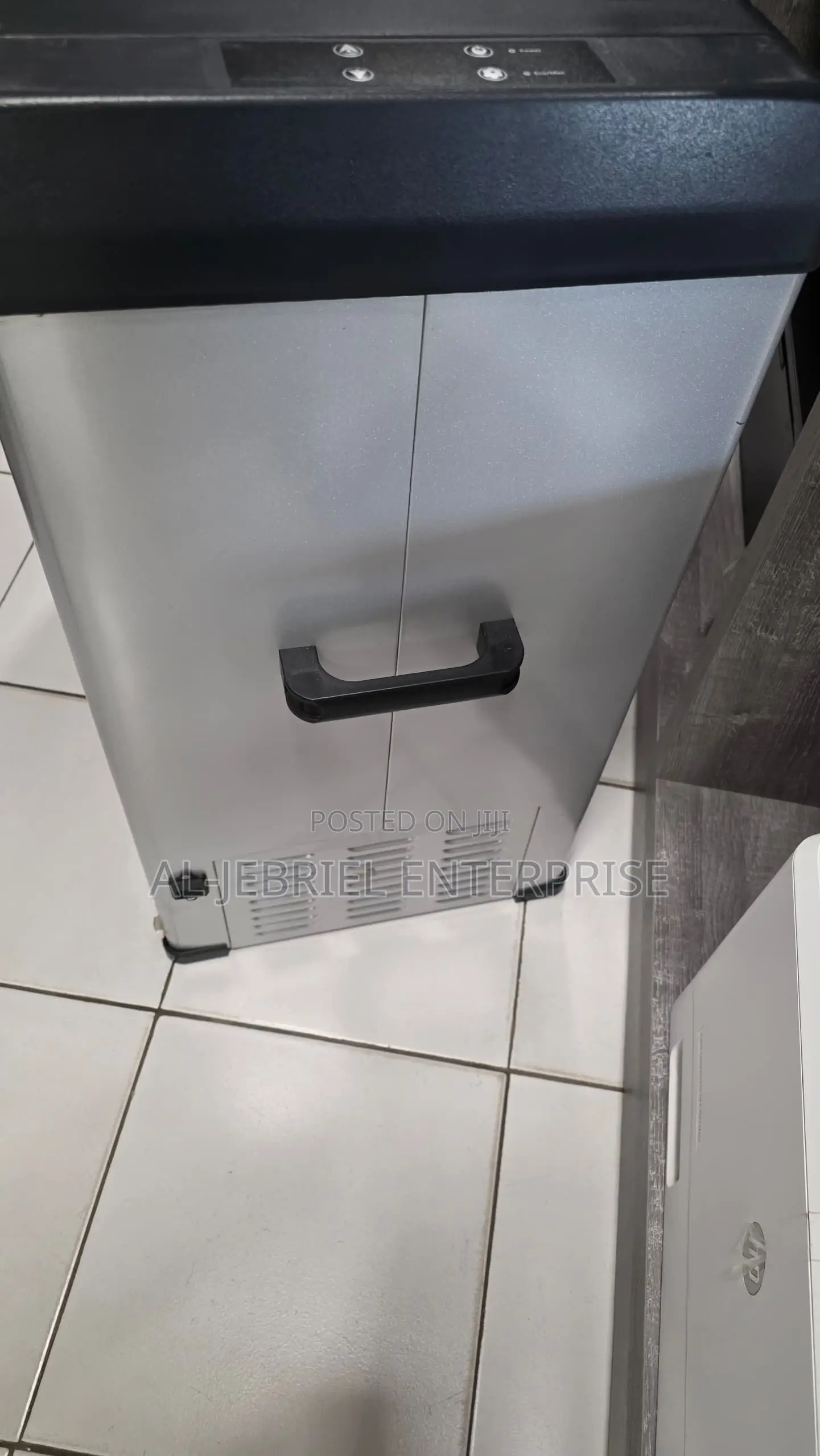 Alpicool 70 Liters Car Fridge