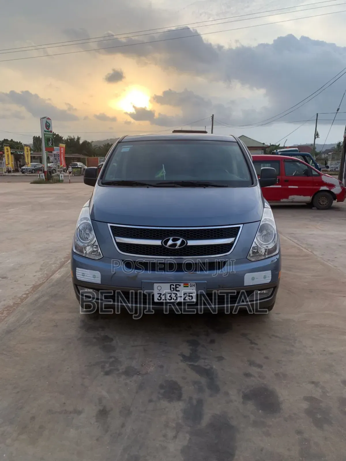 Hyundai Starex For Rental
