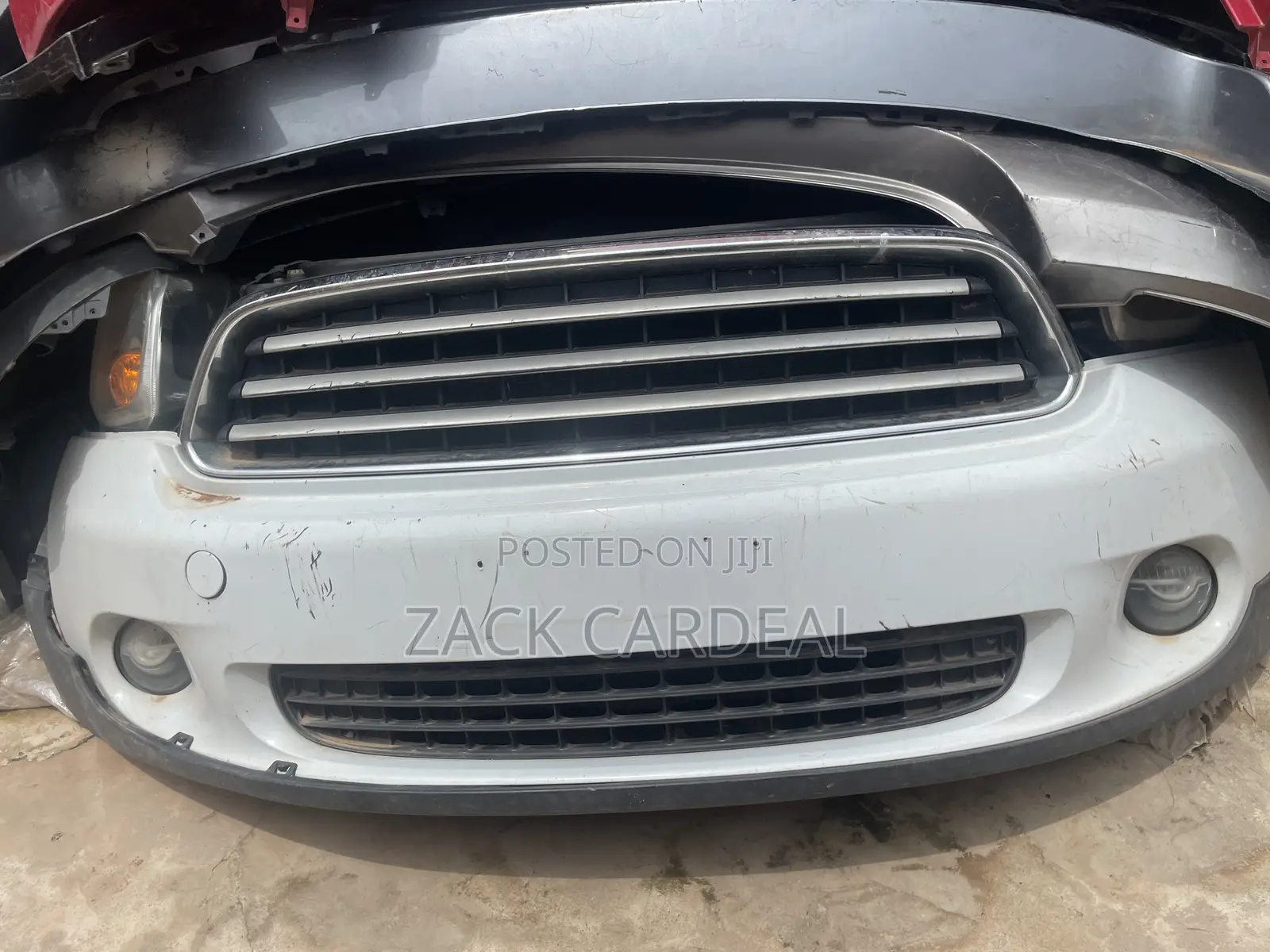 Mini Cooper Countryman 2010 Front Cut Available