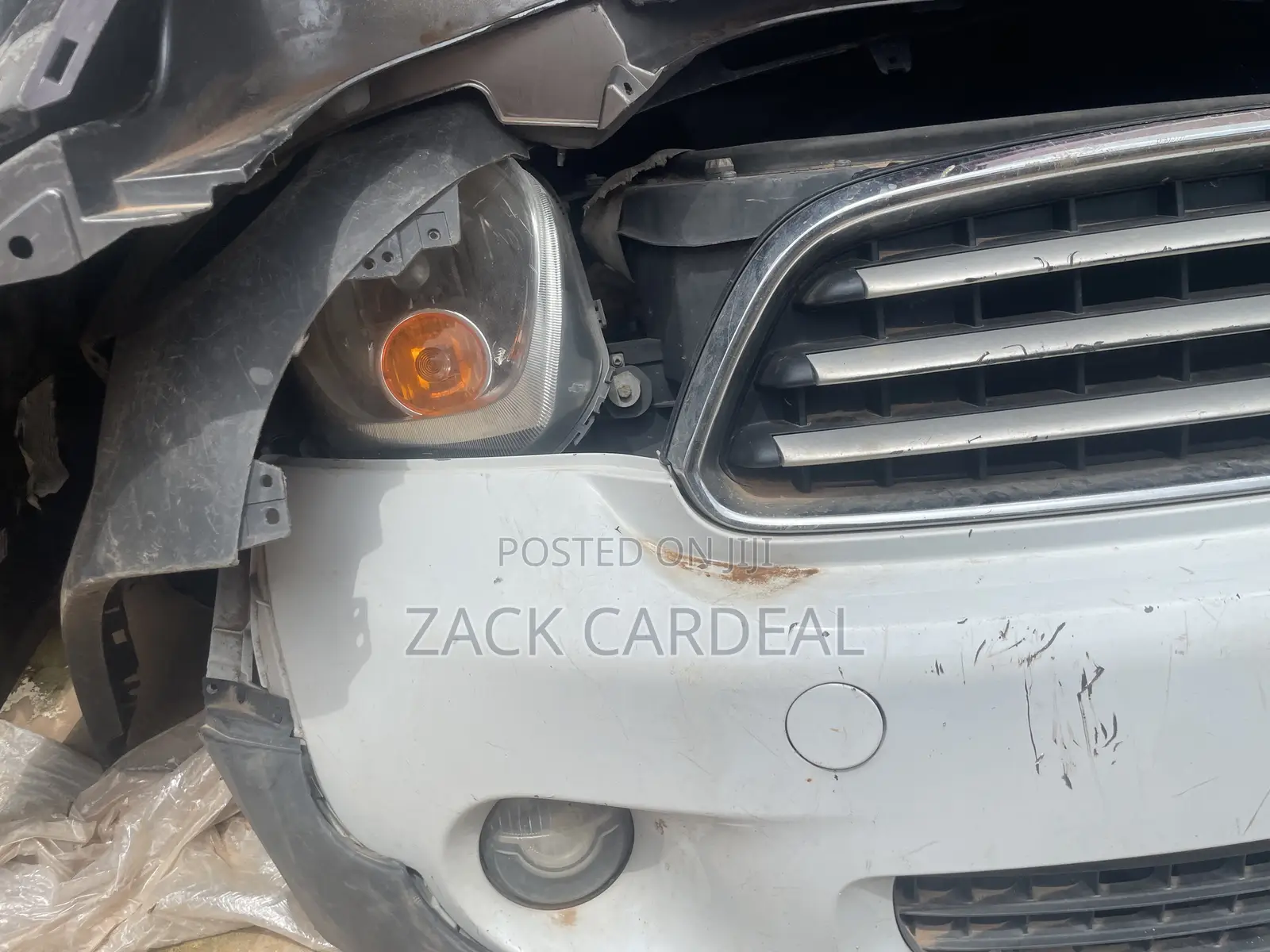 Mini Cooper Countryman 2010 Front Cut Available