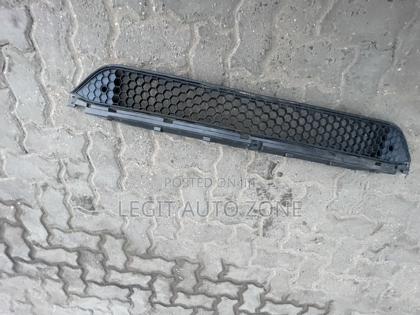Acura RDX Bumper Grille Available