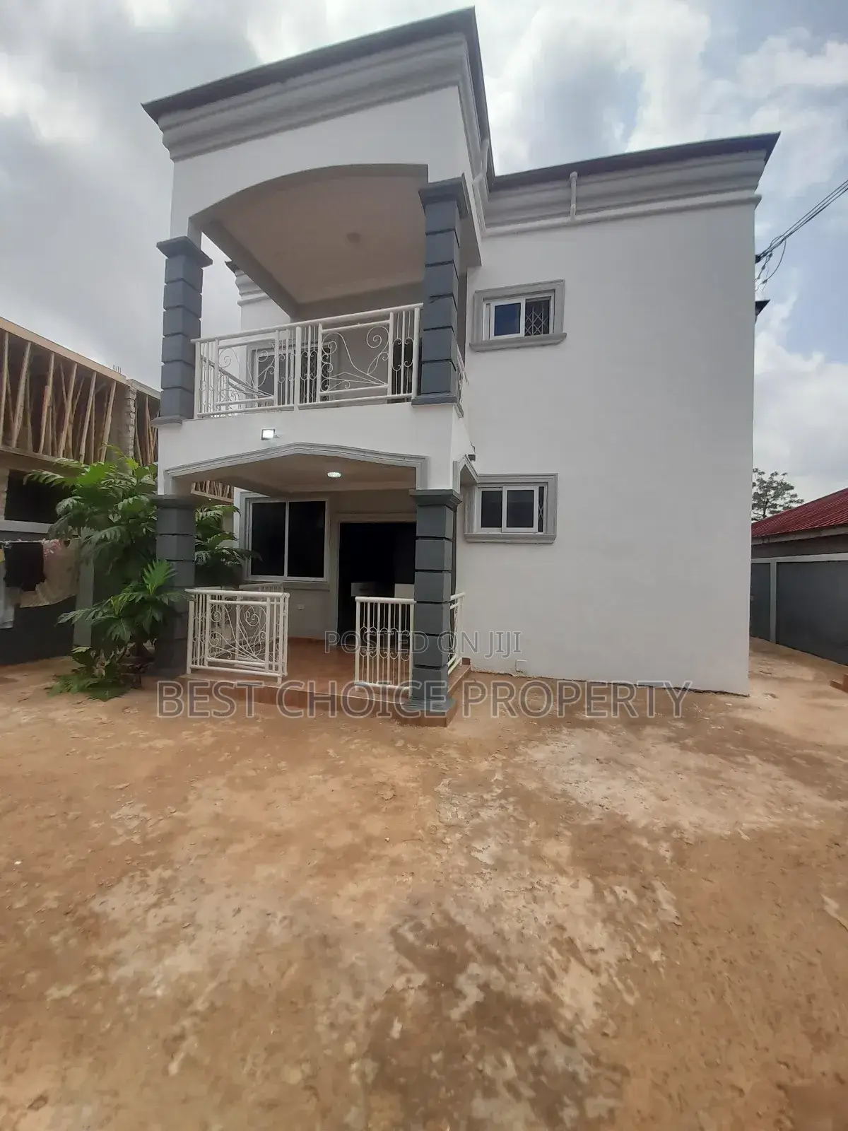 3bdrm Apartment in Obolo Junction, New Legon for rent
