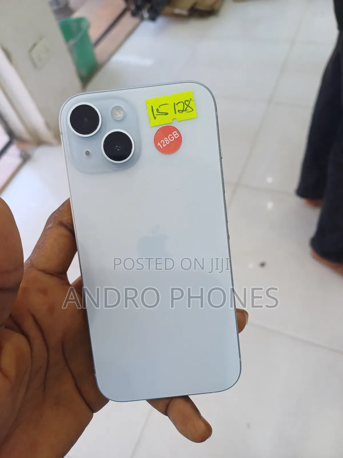 New Apple iPhone 15 128 GB White