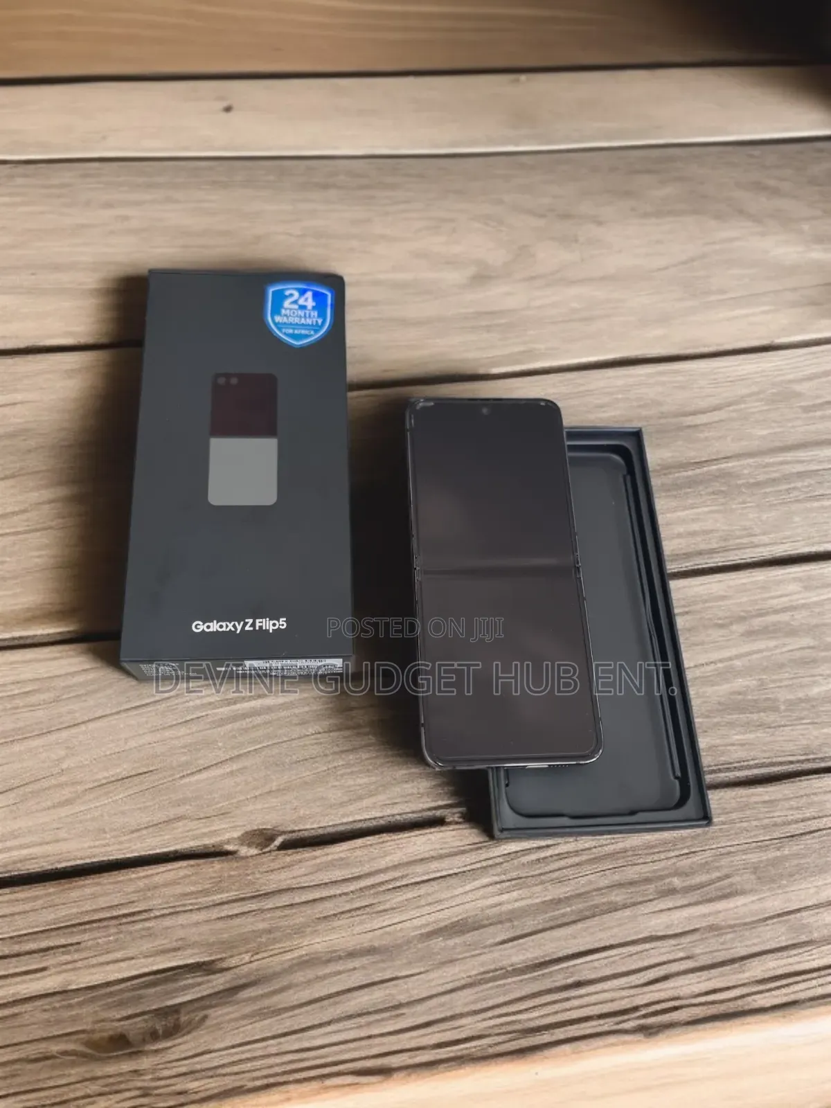 New Samsung Galaxy Z Flip 5 256 GB Silver