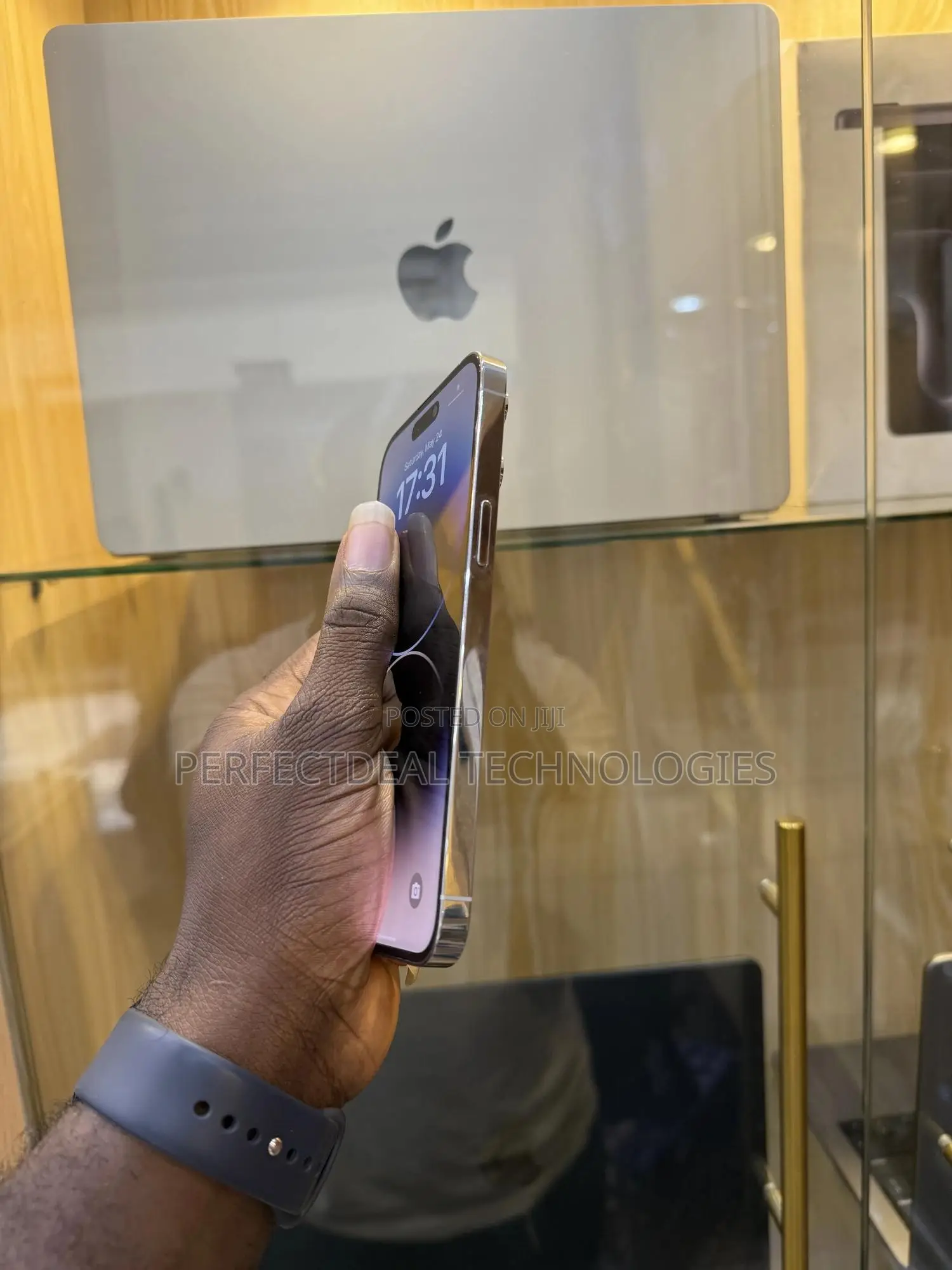 New Apple iPhone 14 Pro Max 128 GB Silver