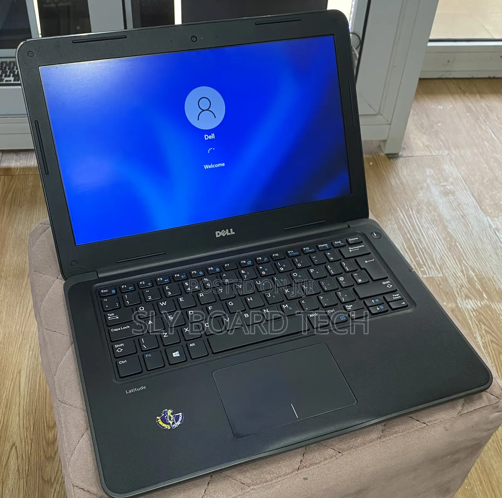 Laptop Dell Latitude 3380 8GB Intel Core I3 SSD 128GB