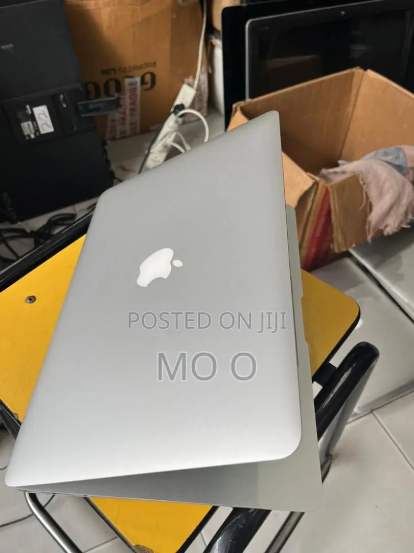 Laptop Apple MacBook Air 2015 4GB Intel Core I5 SSD 256GB